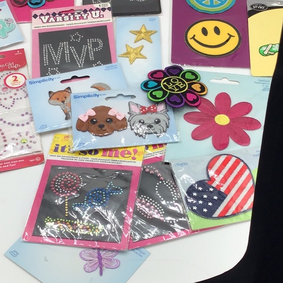 Iron on patches lot511 - Picture 3 of 5